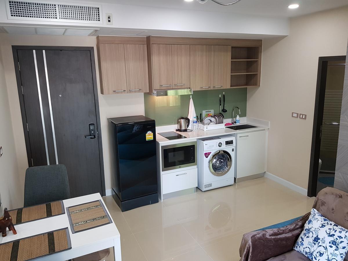 Dusit Grand Condo View Jomtien Beach Buitenkant foto