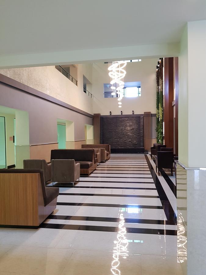Dusit Grand Condo View Jomtien Beach Buitenkant foto