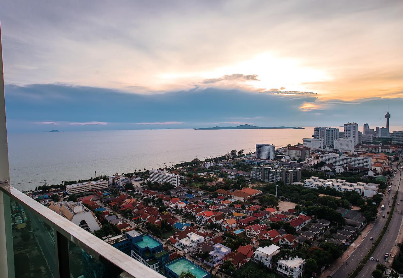 Dusit Grand Condo View Jomtien Beach Buitenkant foto